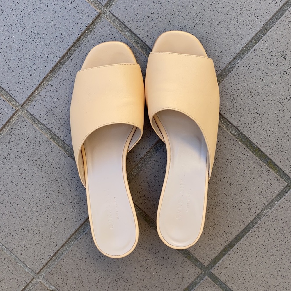 COPY - Everlane wedge shoes in apricot